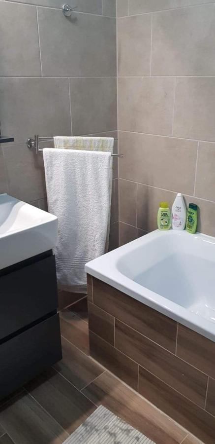 דירות בראשוב Apartament Modern Ioan Popasu מראה חיצוני תמונה